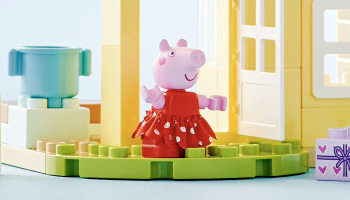 Michaela Edgerley Šťovíček, Léa Milson, LEGO, Peppa Pig, DUPLO