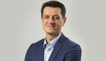 Mattel, Apostolis Karampatzakis, Sanjay Luthr